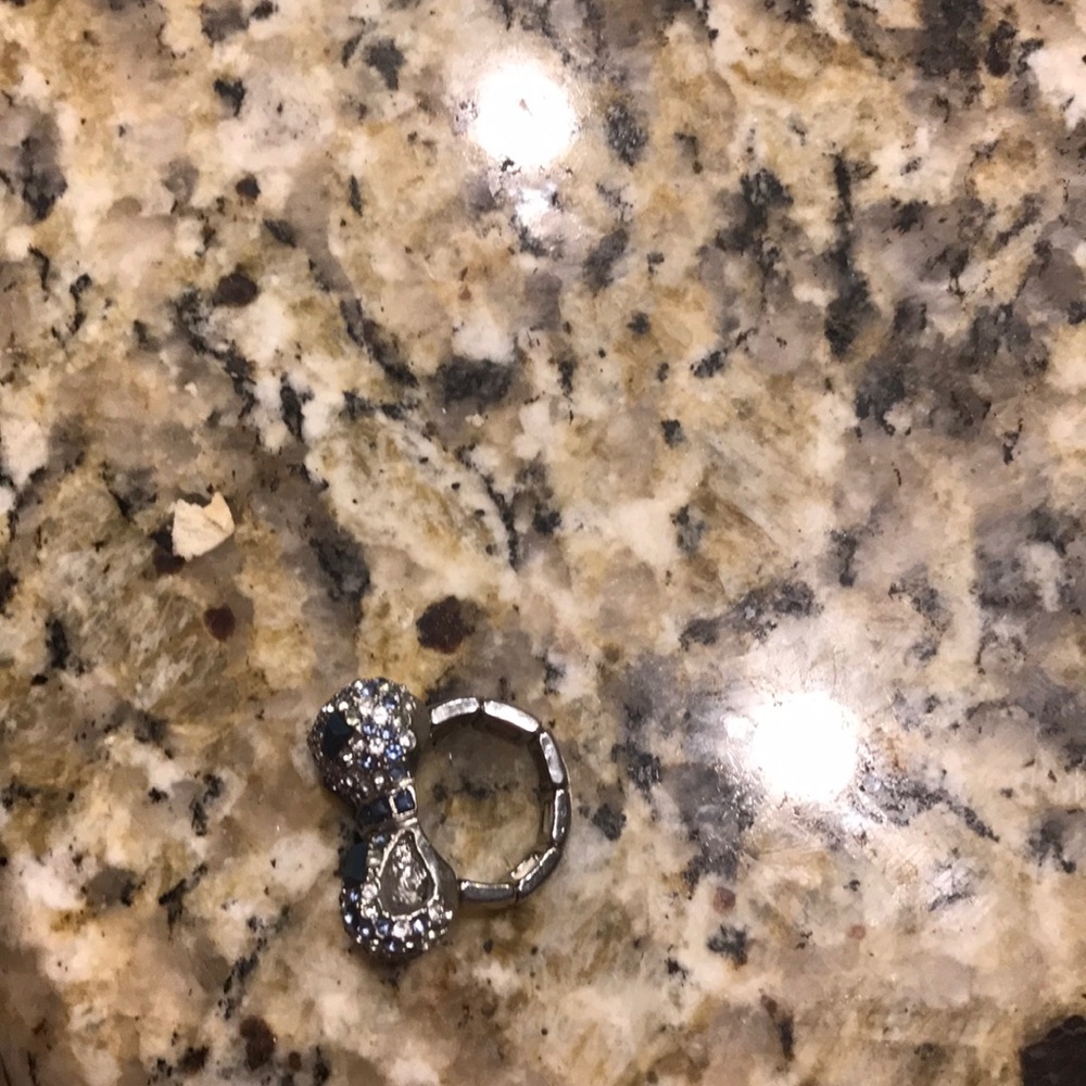 Bow ring - Picture 3 of 3
